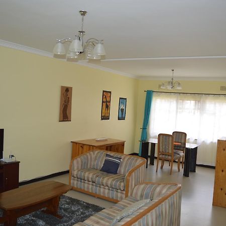 Kasuda House - Rent The Entire House Hotel Lusaka Luaran gambar