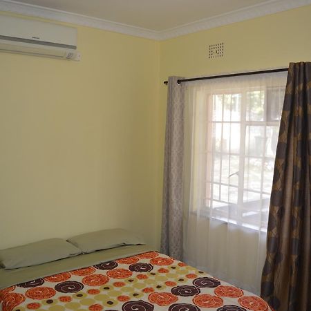 Kasuda House - Rent The Entire House Hotel Lusaka Luaran gambar