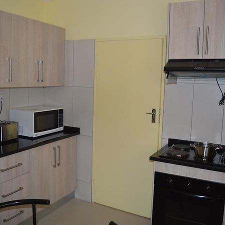 Kasuda House - Rent The Entire House Hotel Lusaka Luaran gambar