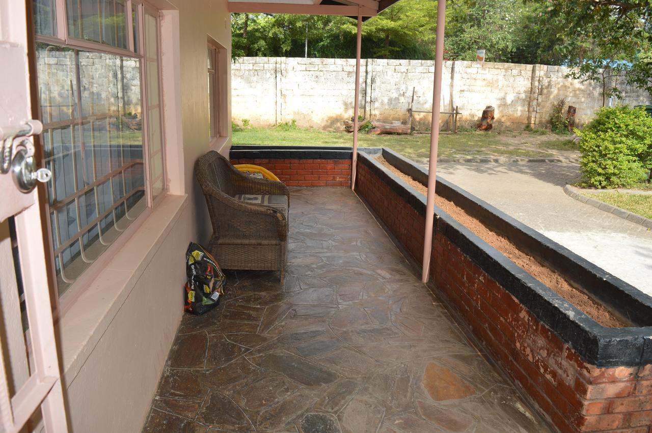 Kasuda House - Rent The Entire House Hotel Lusaka Luaran gambar